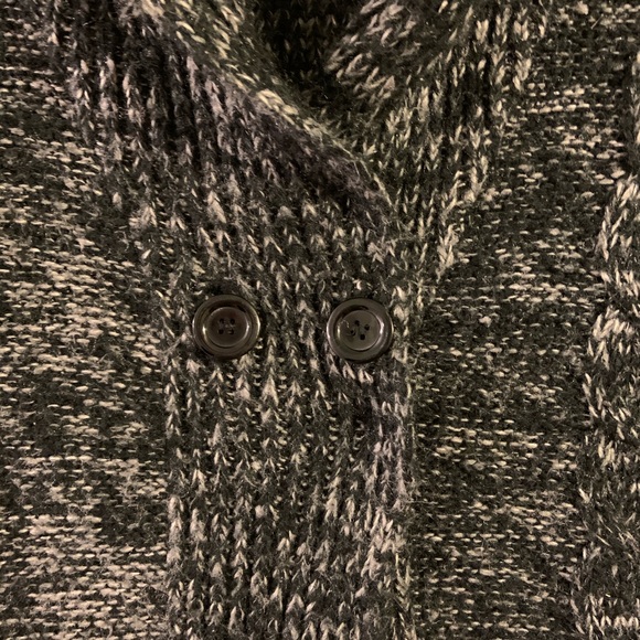 2X Sleeveless Cardigan - Picture 4 of 5